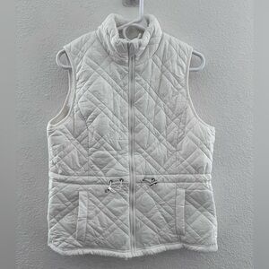 Time and Tru Women's Quilted Vest - White
